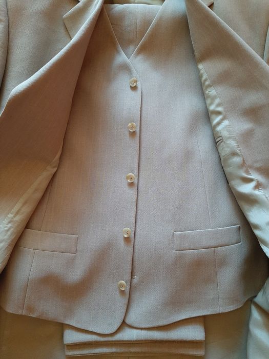 sprzedam  garnitur męski