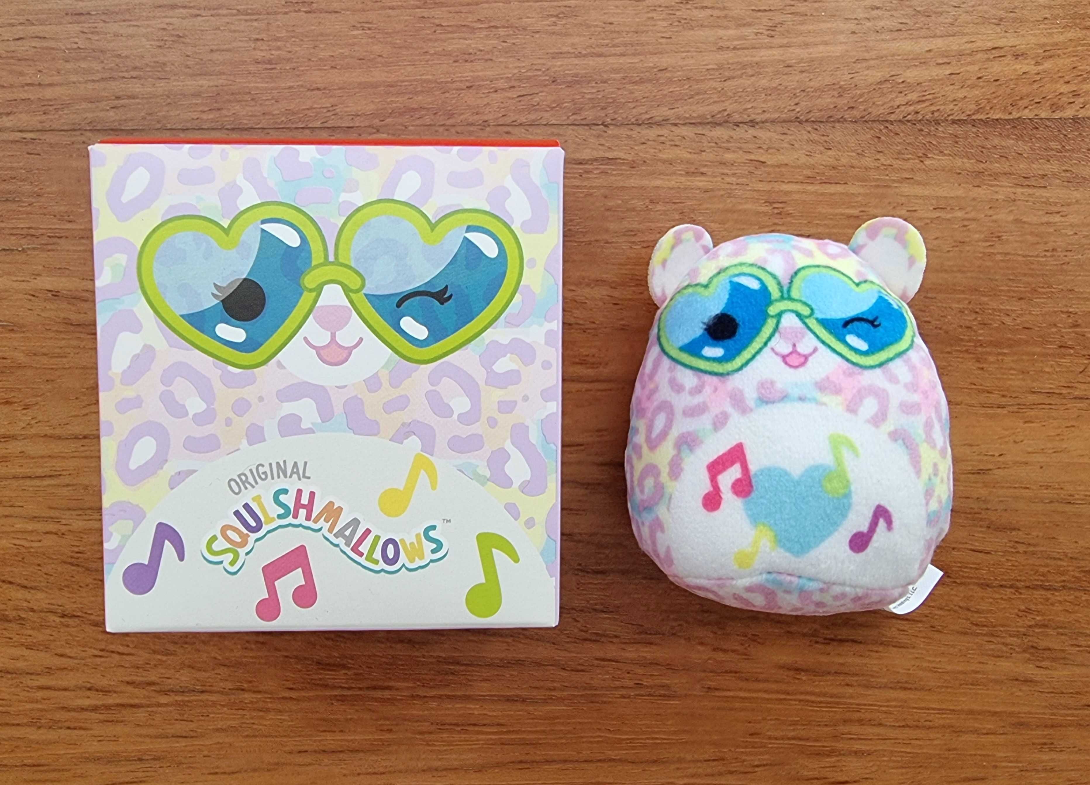 Brinquedo Squishmallows - caixa rosa Chinchila