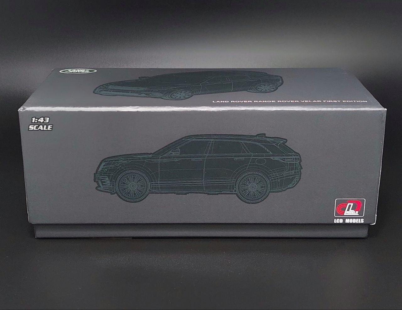 1:43  Range Rover Velar (LCD) масштабная модель автомобиля