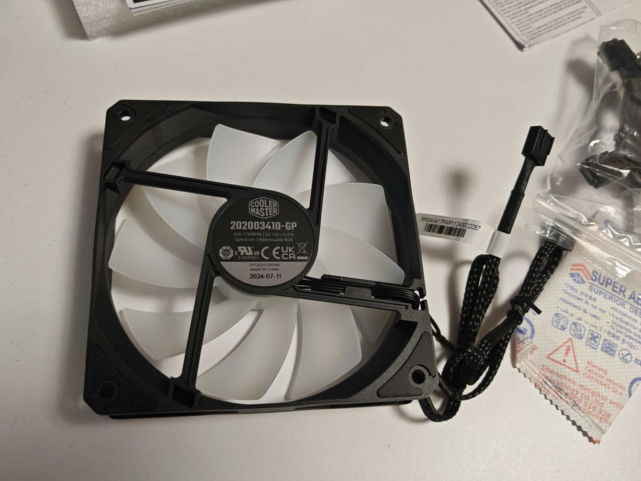 Кулер Cooler Master Hyper 212 Spectrum V3 CPU Cooler - 120mm Fan