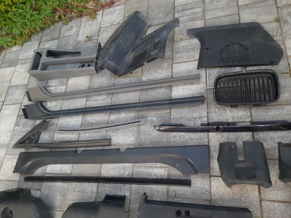 Uszczelka drzwi bmw e36 coupe listwy  1.8 ies lusterko kratki