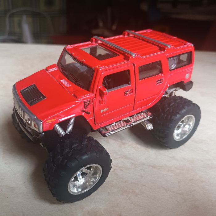 Машинки Kinsmart