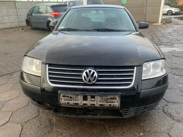 Passat B5 FL L041 czesci maska zderzak blotnik drzwi