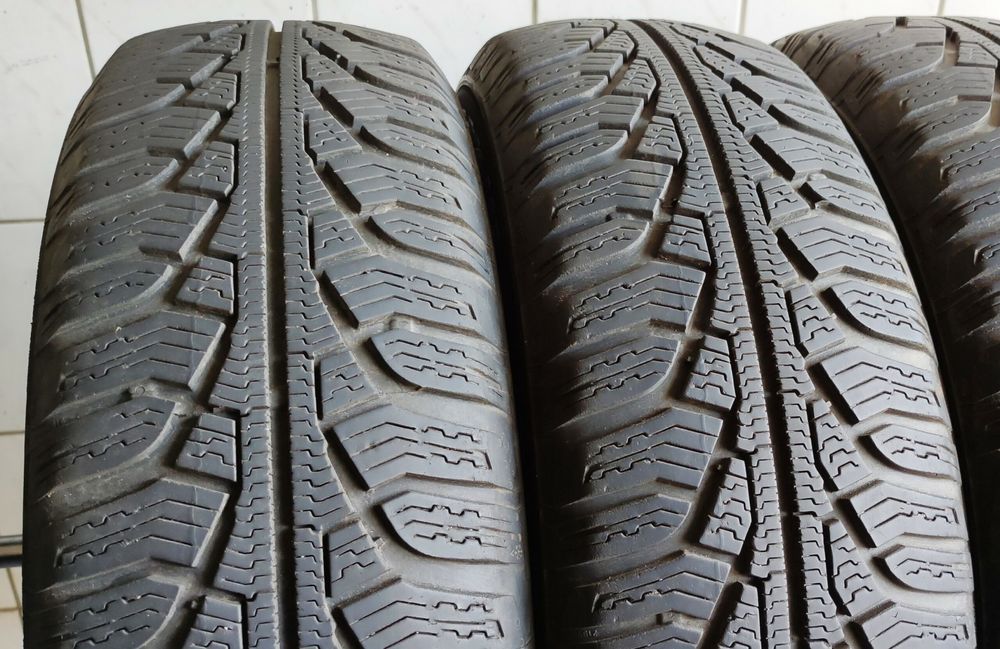 2x 185/65R15 Uniroyal MS Plus 77 88T 6,06mm