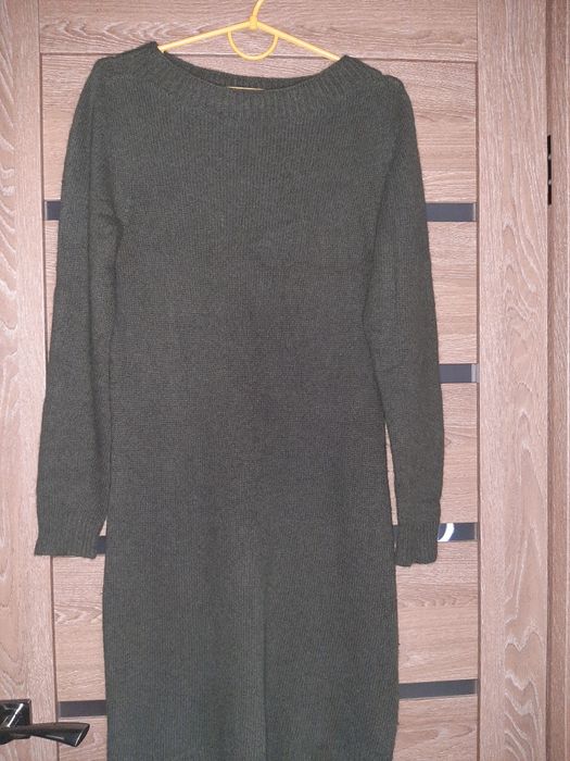 Сукня Zara кольору хати S