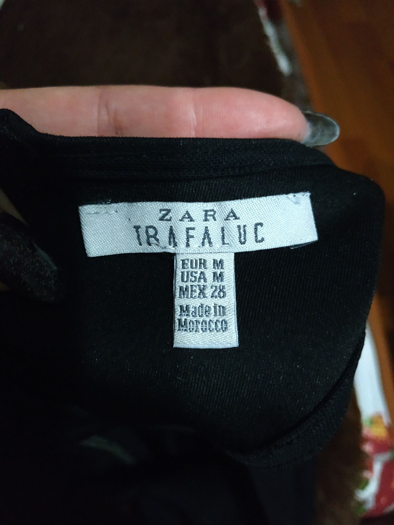 Продам плаття Zara