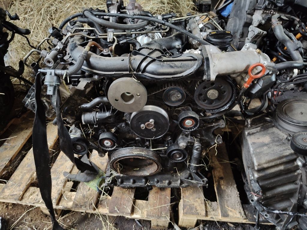 Silnik Q7 3.0tdi BUG