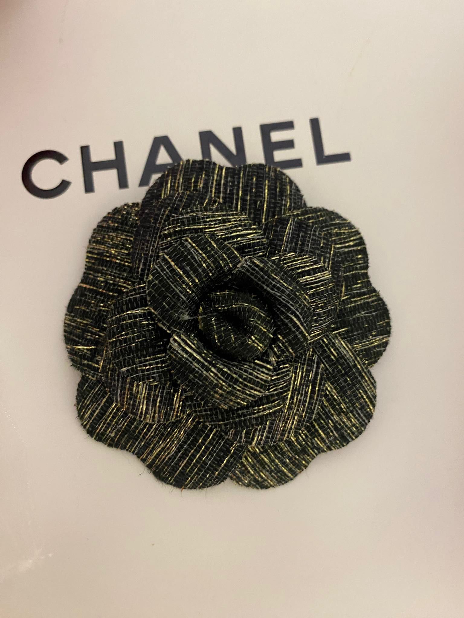 Коллекционная брошь чокер камелия Chanel  оригинал Франция
