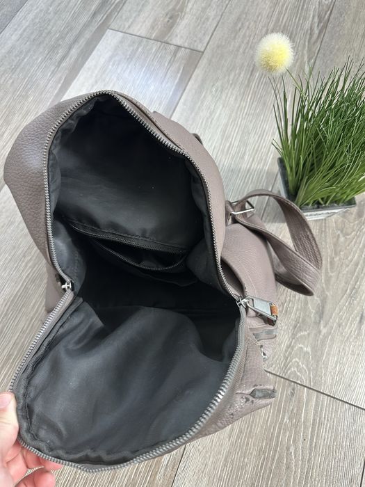 Продам жіночий рюкзак