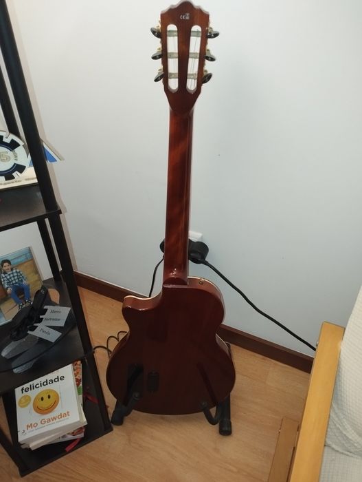 Guita eletro acústica Nylon