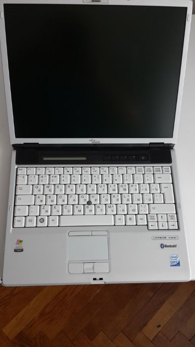 Fujitsu-Siemens S7110 Intel Core 2 duo