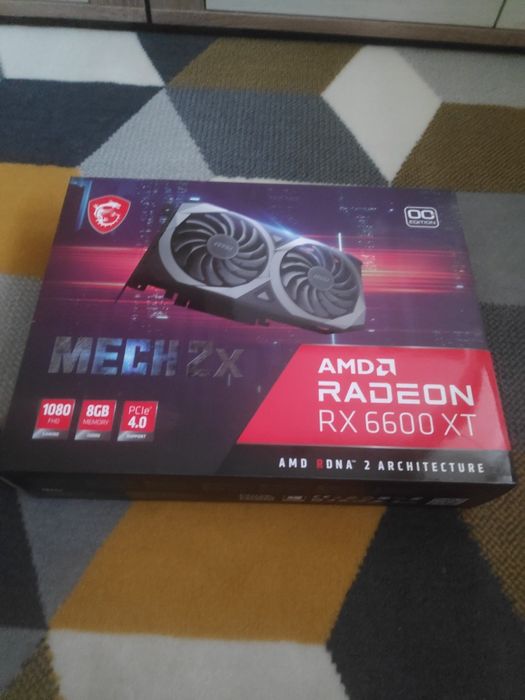 Karta graficzna AMD Radeon RX 6600 XT w bardzo dobrym stanie