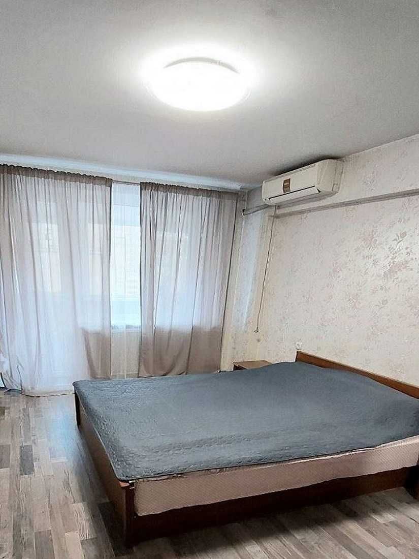 Здам 1-к. Новий будинлк. Бакінська. Метро Дорогожичи - 15 хвилин пішки