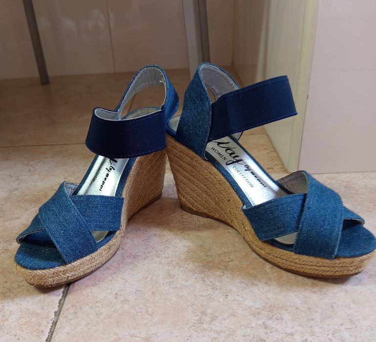 Sandálias de senhora