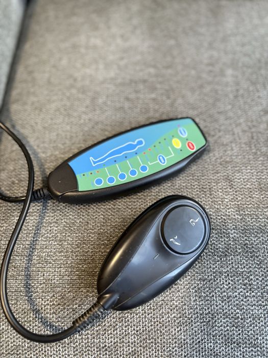 Fotel z funkcją relaksu i masażu szary EXOLI