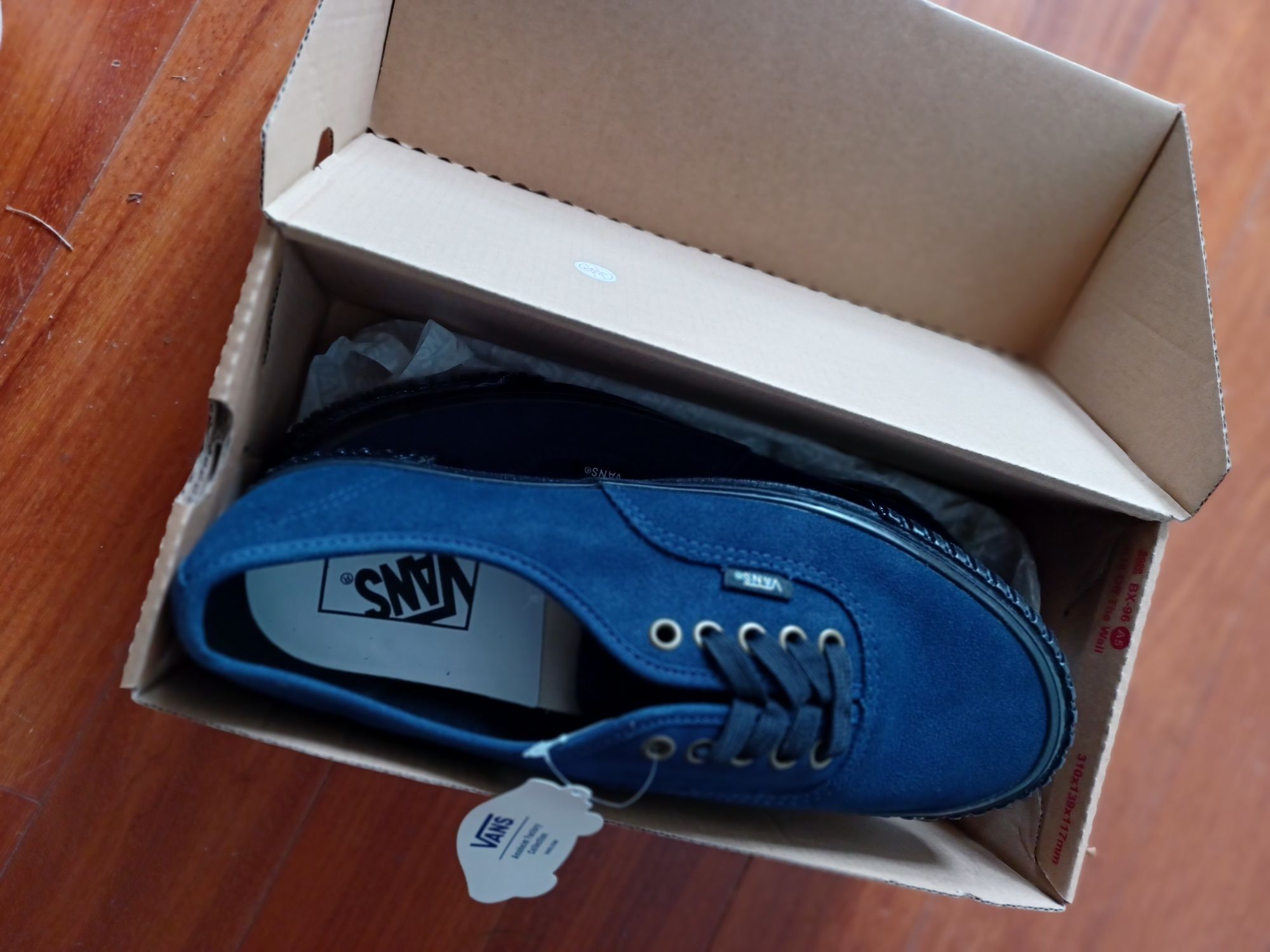 VANS Authentic 44L novas - tamanho 41