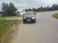 Jeep grand Cherokee uszkodzony