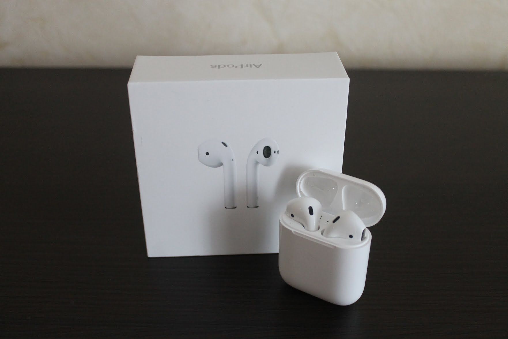 Продам apple airpods 1st gen