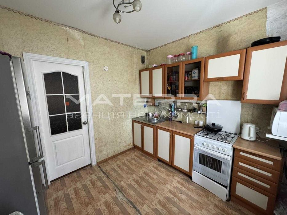 Тарасівка продаж 2-х кімн 56 м2 жд Тарасівка, амбулаторія