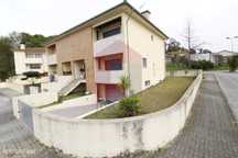 Moradia V3 Gaveto, Vila Verde