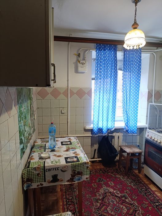 Продам двухкомнатную квартиру в центре пос. Кочеток.