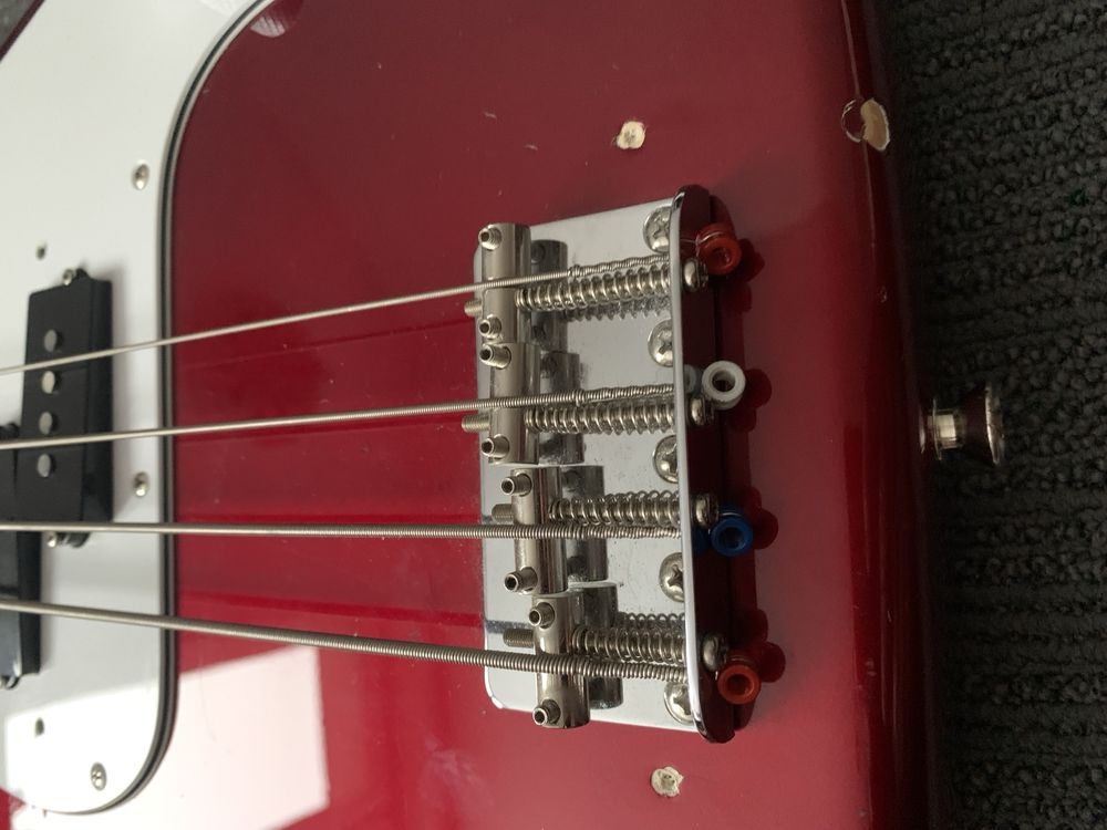 Fender precision bass 62 japan, USA pickup !