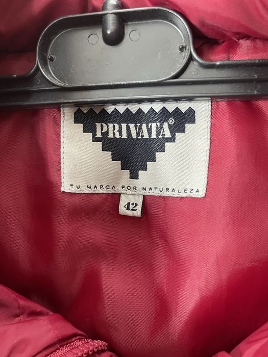 Parka bordô com capuz