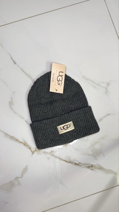 Шапка ugg угг
