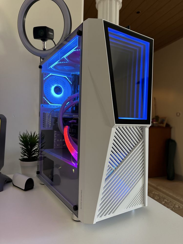 Gaming pc R7 3700x rtx 3070 32 gb