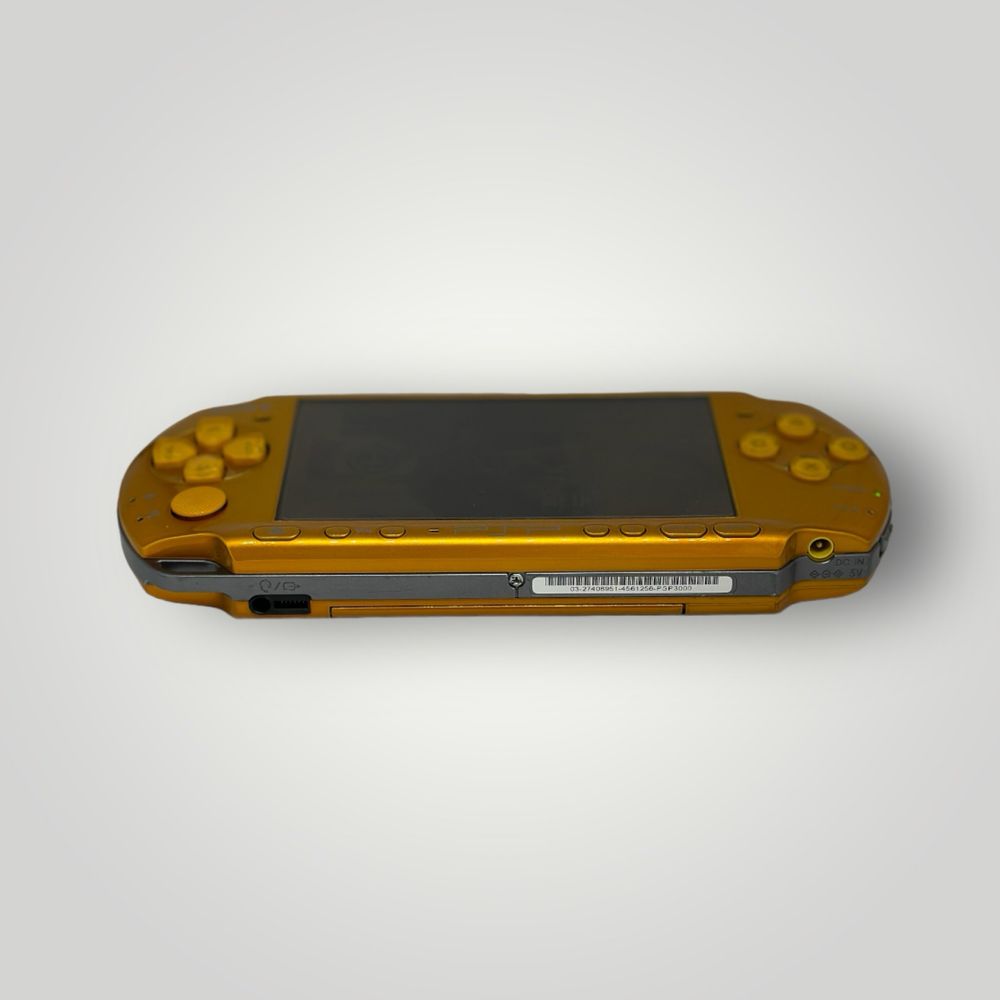 Ігрова приставка Sony PlayStation Portable PSP-3000 Gold 32gb