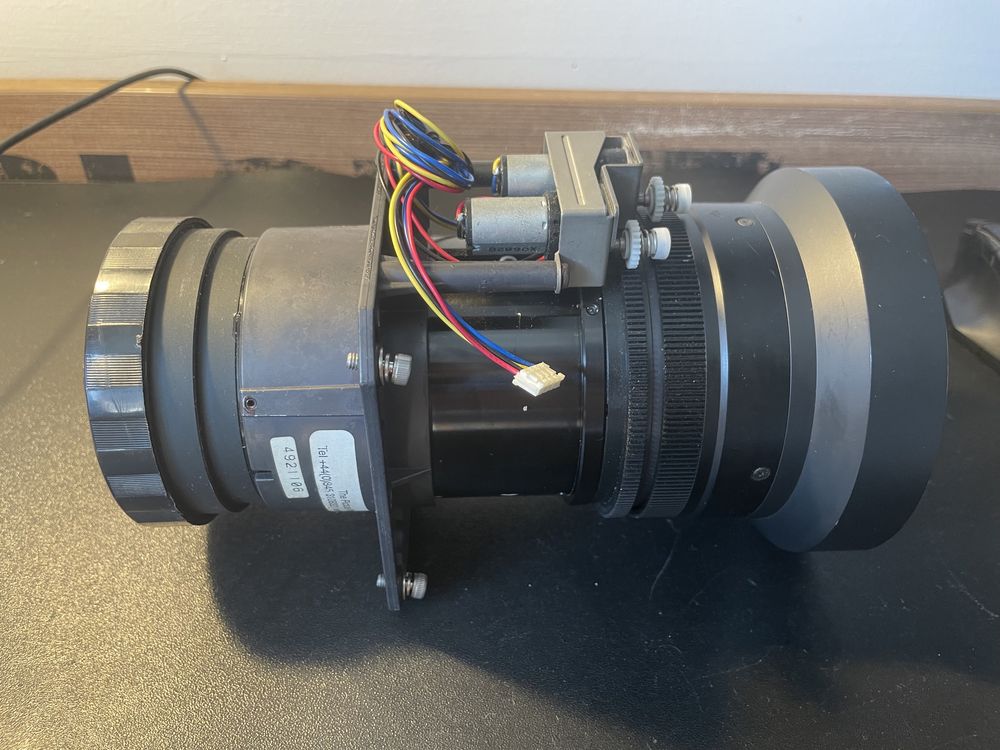 Obiektyw Sanyo / Christie Short Throw High Precision Zoom Lens