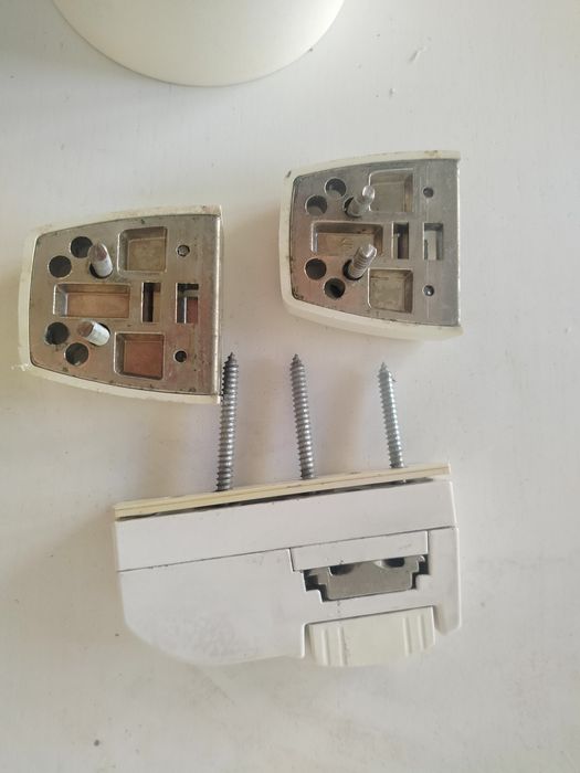 2 sztuki Zabezpieczenia okienne 3 klamki blokady okienne