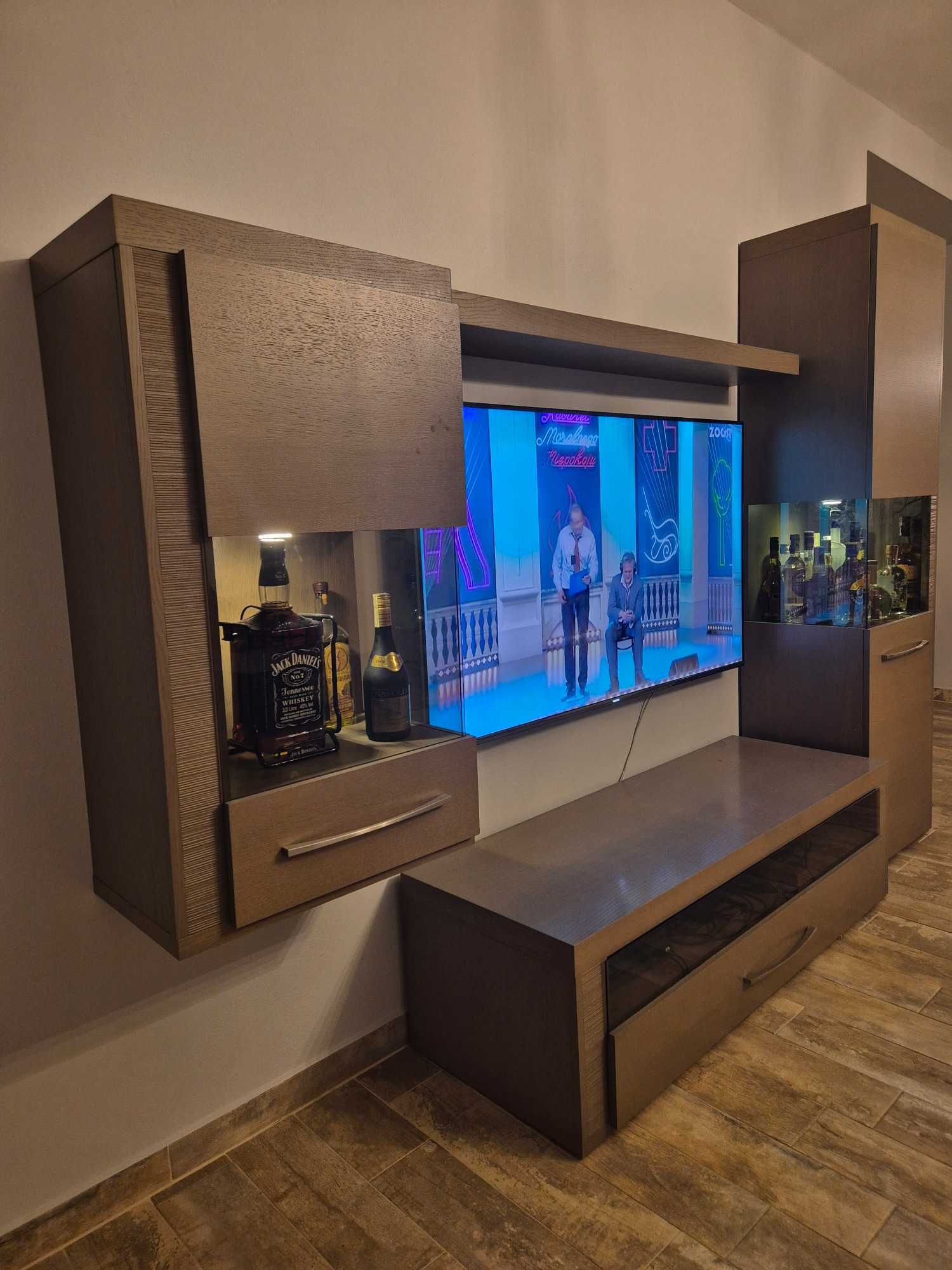 Zestaw mebli do salonu ścianka na telewizor firmy BLACK RED WHITE