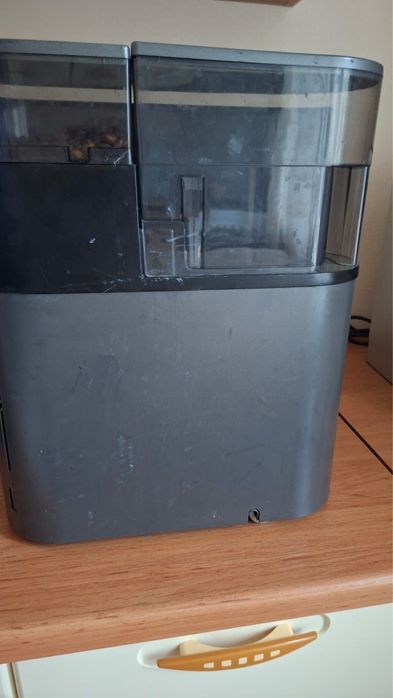 Продам кавомашину Magic Saeco