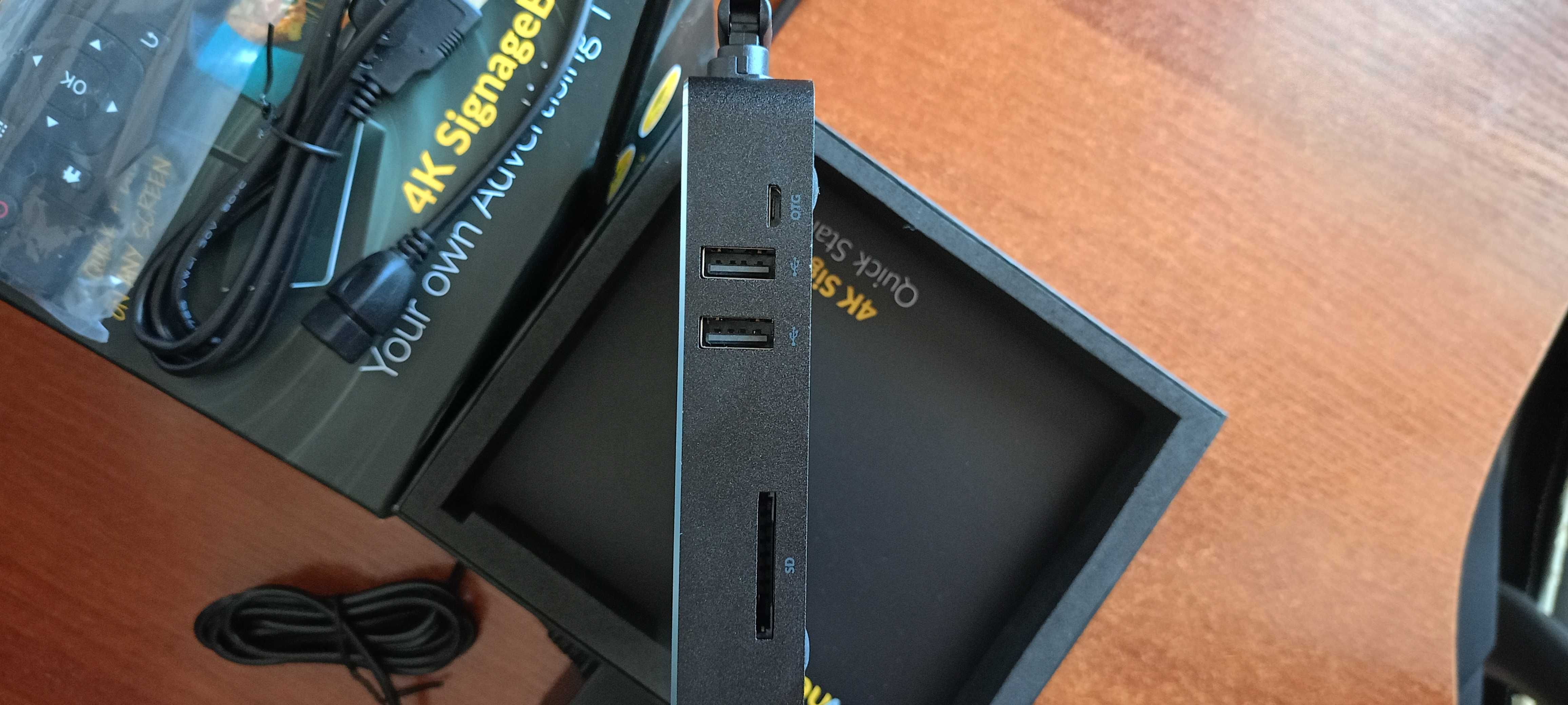 Viewneo 4k signage box - Приставка для Digital Signage