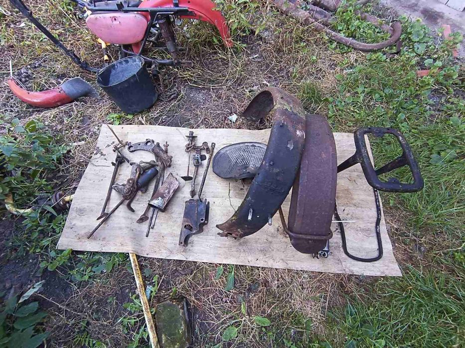 Продам запчастини до иж-49