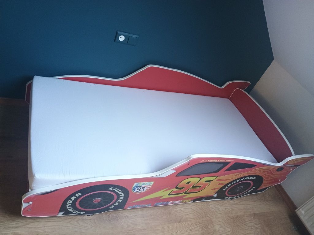 Łóżko dziecięce chłopięce samochód wyścigowy McQueen materac 160x80 cm