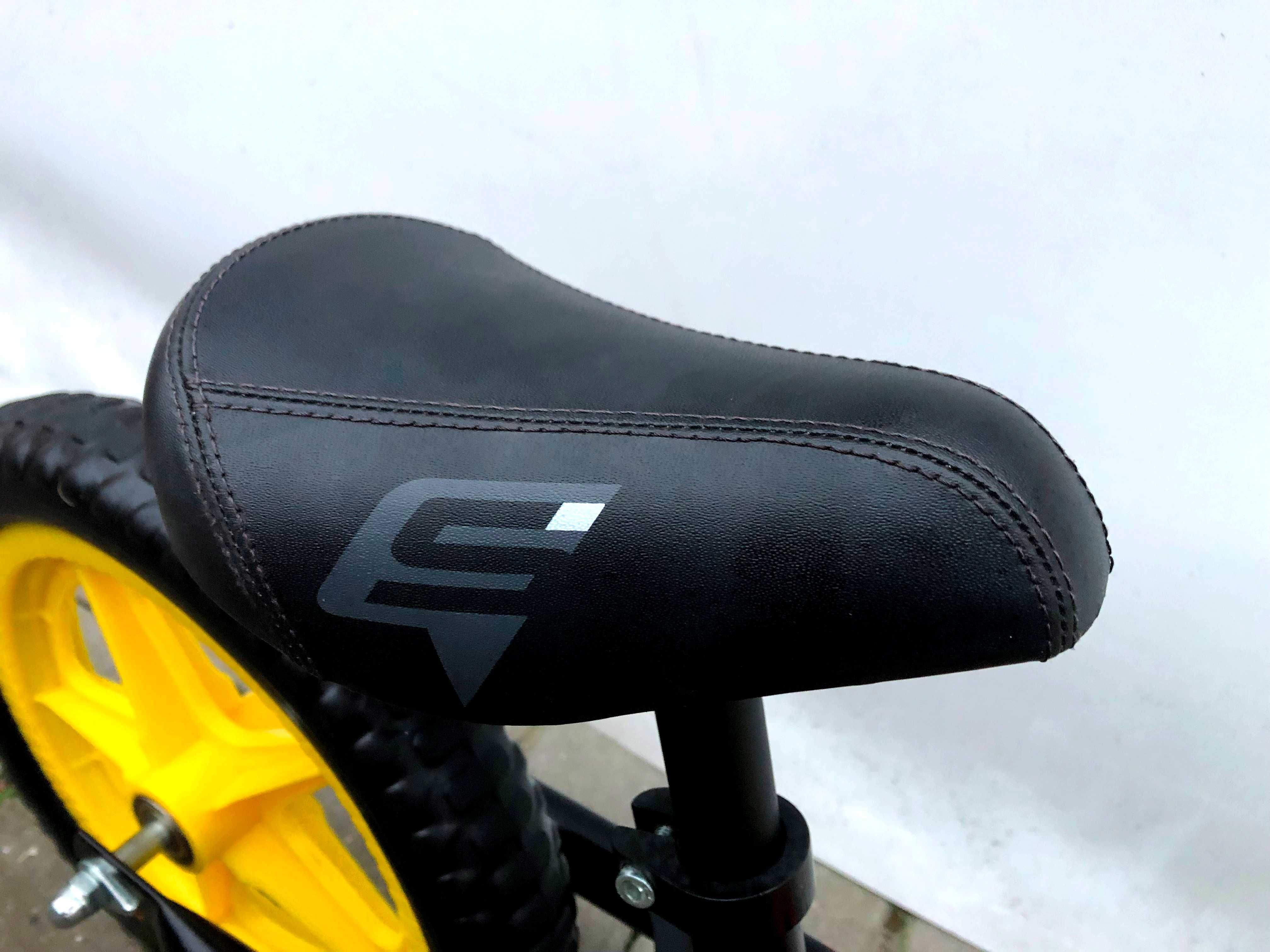 WYPRZEDAŻ ULTRALEKKI ~2,5kg Rowerek biegowy *S'Cool Pedex Race* 12cali
