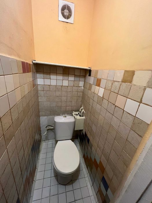 Чистый хостел правый берег, Кловская/Место в комнате на шестерых!-1-555.biz.ua