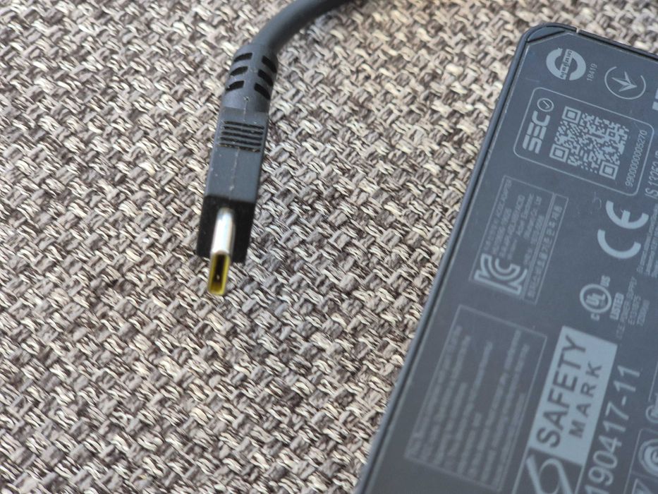 carregador lenovo USB-C 65W original sem anomalia