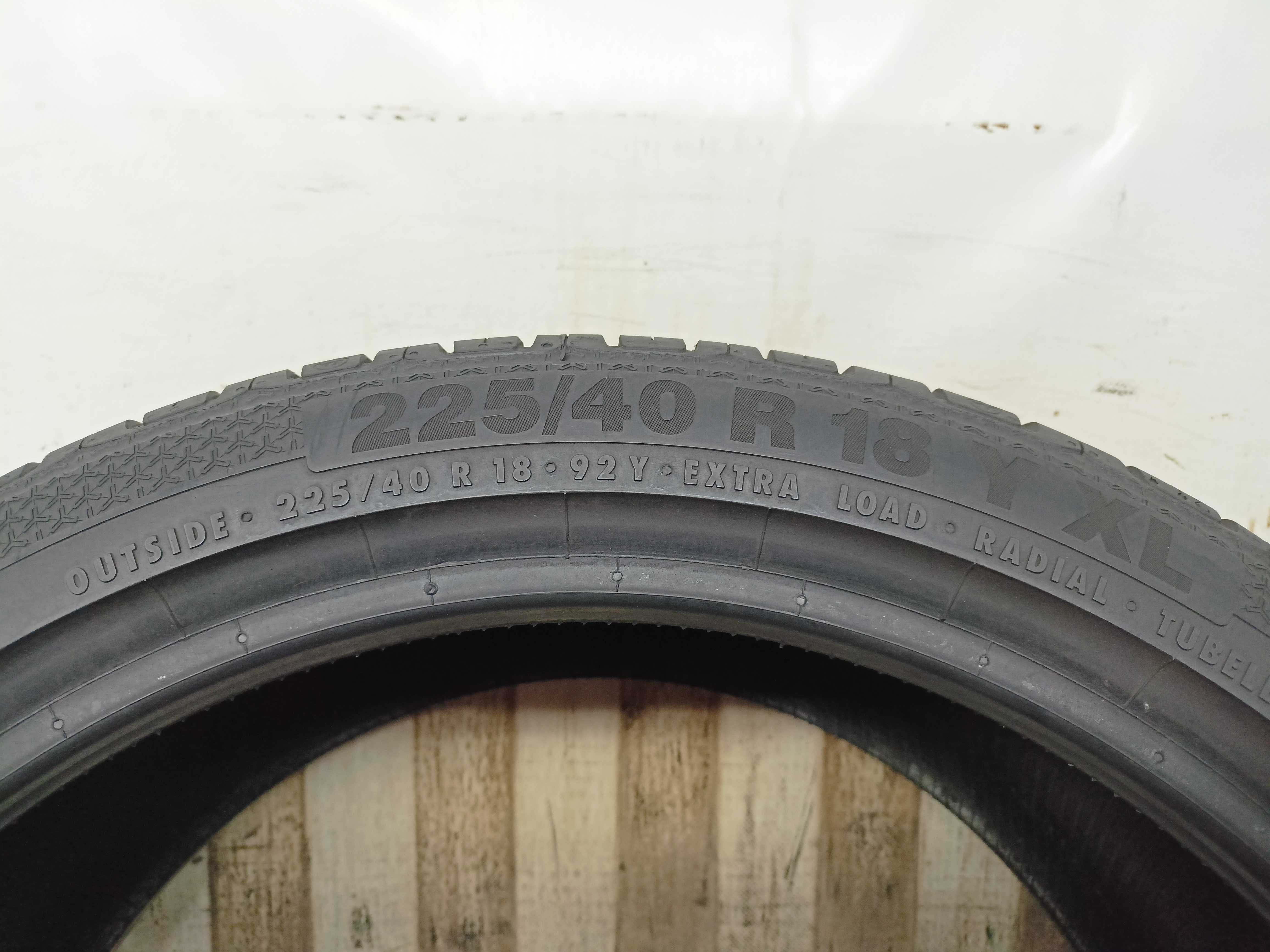 Barum Bravuris 3 225/40/18 2016r. 92Y 7,4mm (5867)