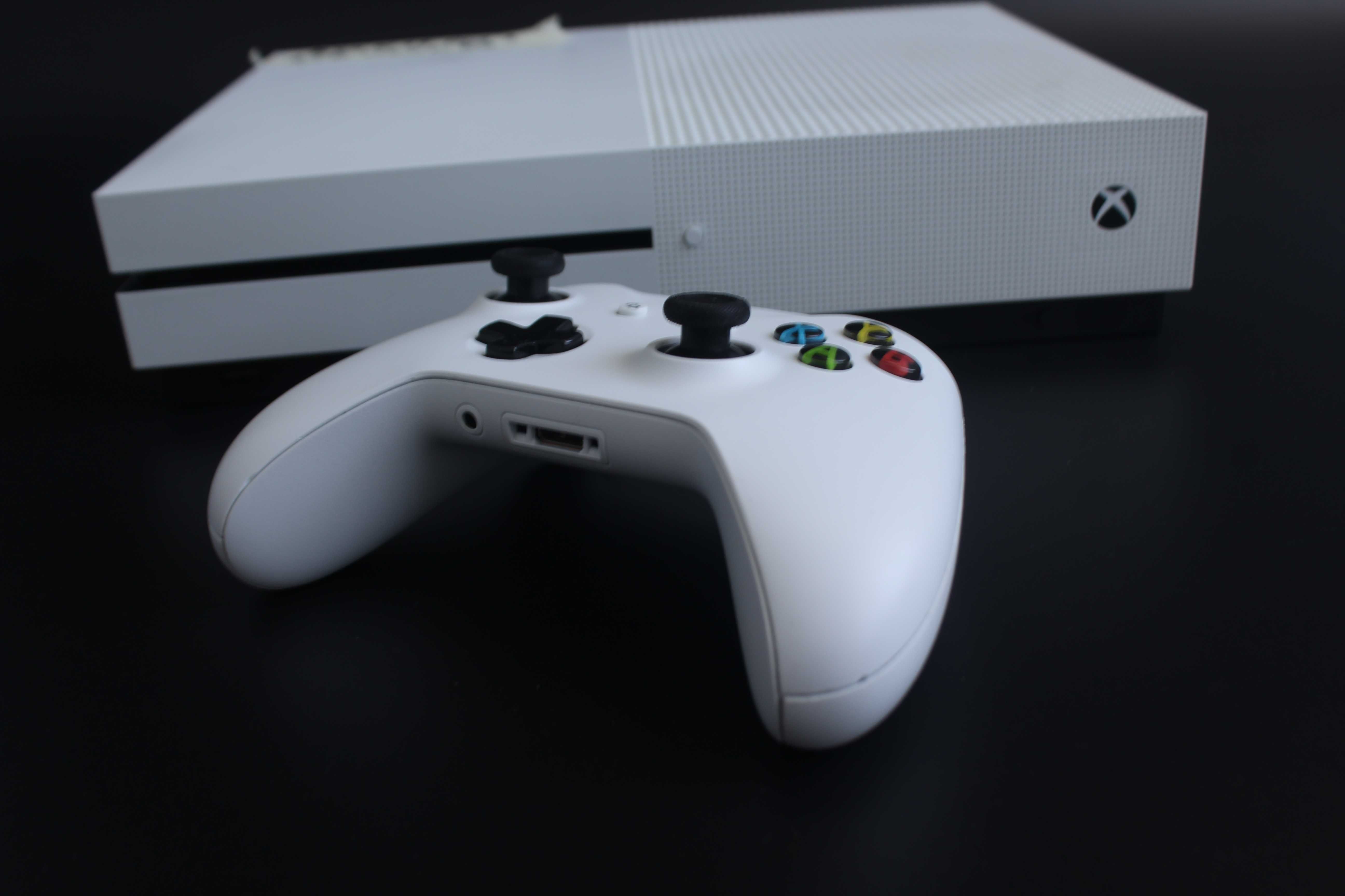 Xbox One S 500GB + геймпад, приставка, консоль, Гарантія.