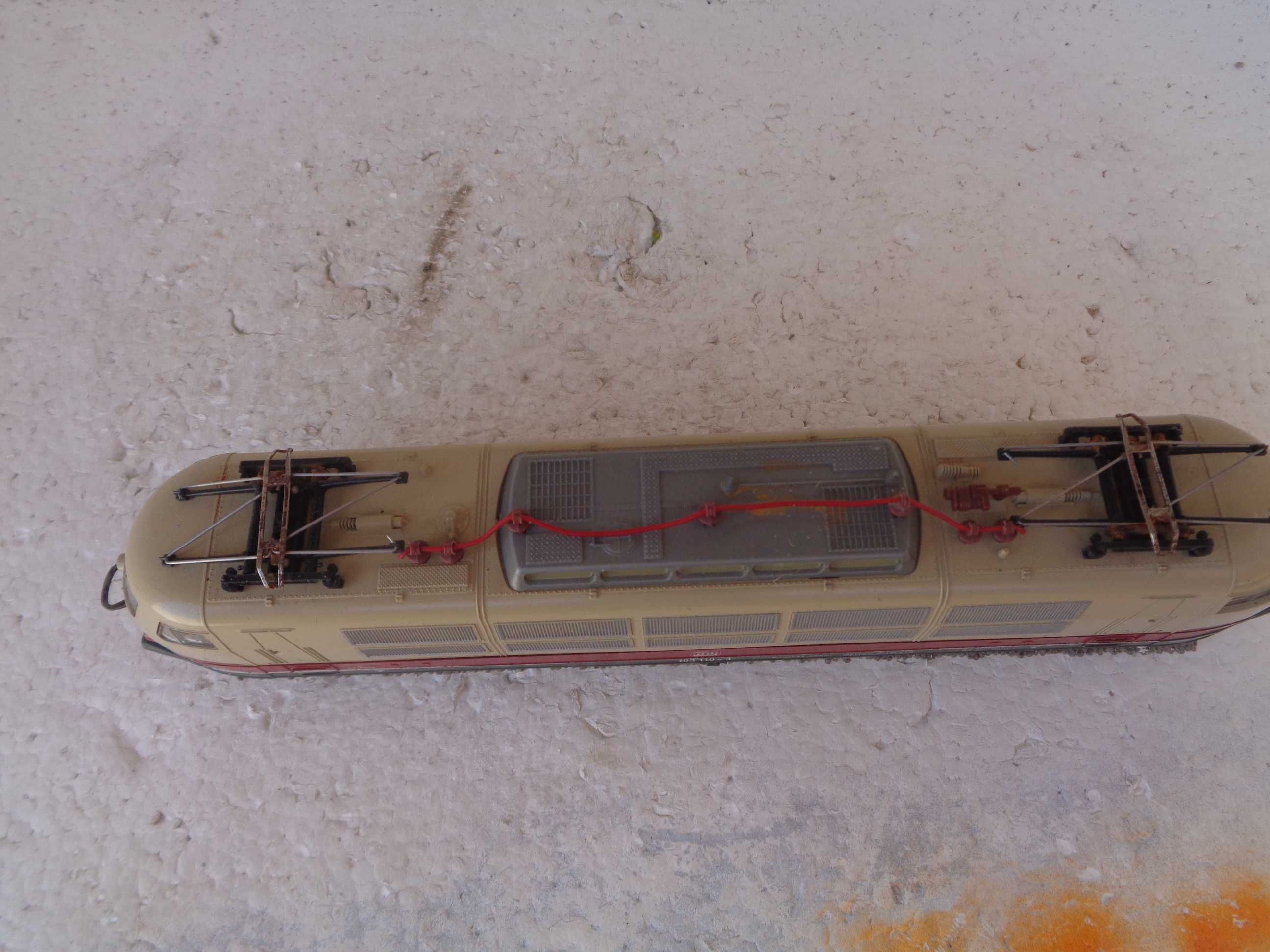 1:87 LIMA Locomotiva electrica da DB 103 comboio
