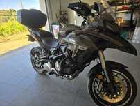 Benelli trk            j