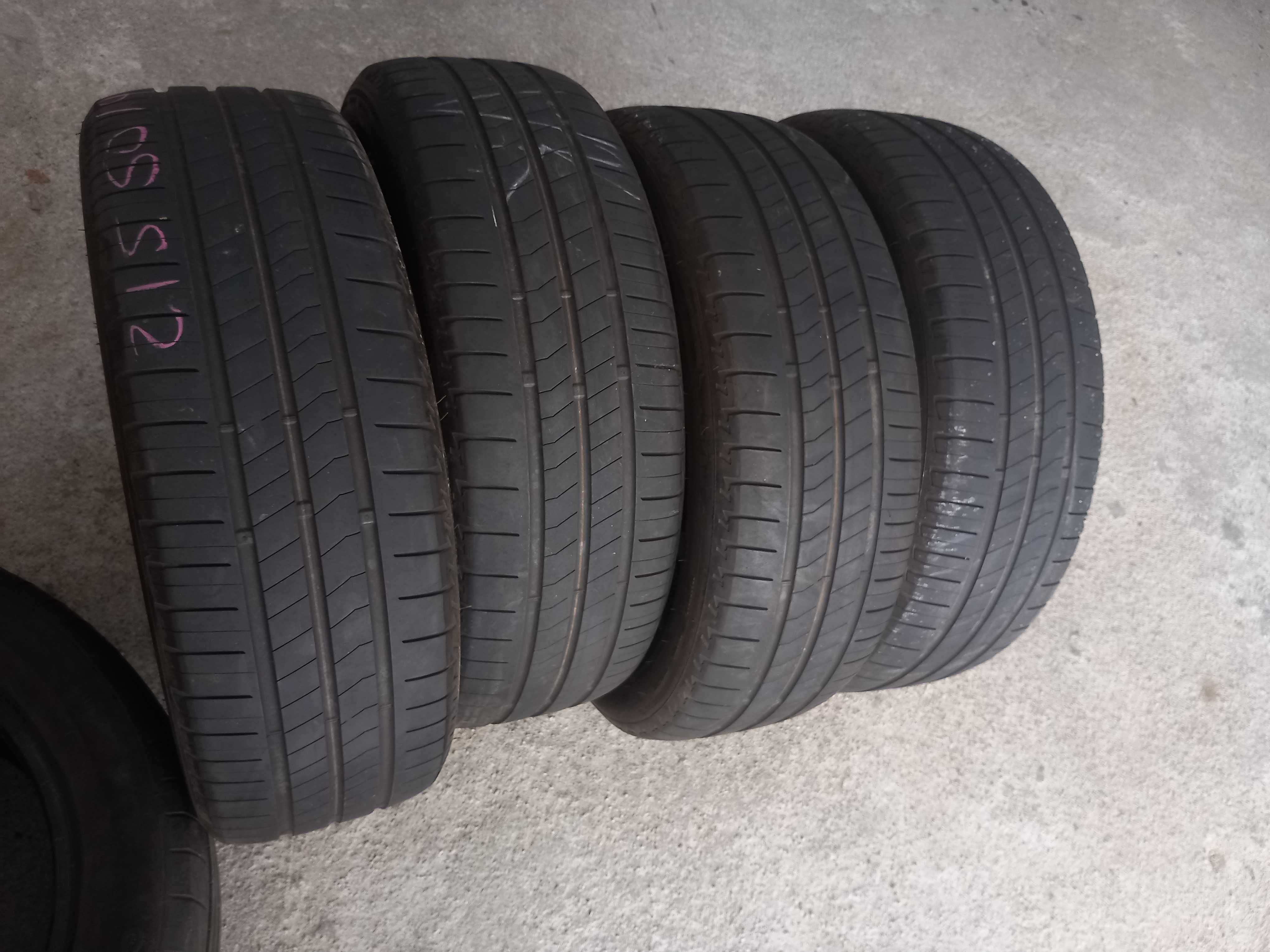 4 Pneus 215/50R19 Bridgestone