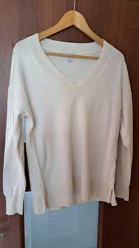 Biały sweterek w szpic Amisu S
