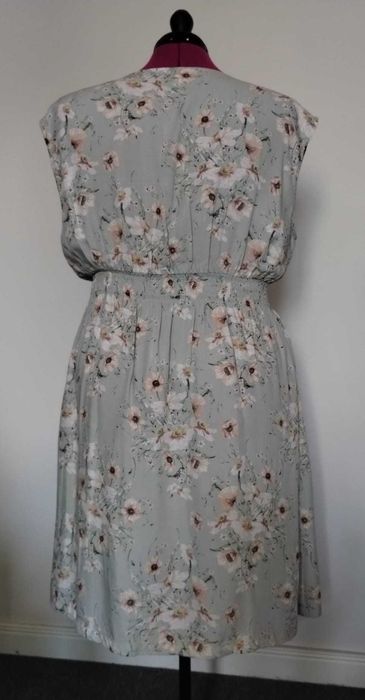 Wiskozowa miętowa sukienka w kwiaty kwiaty ciążowa H&M XL