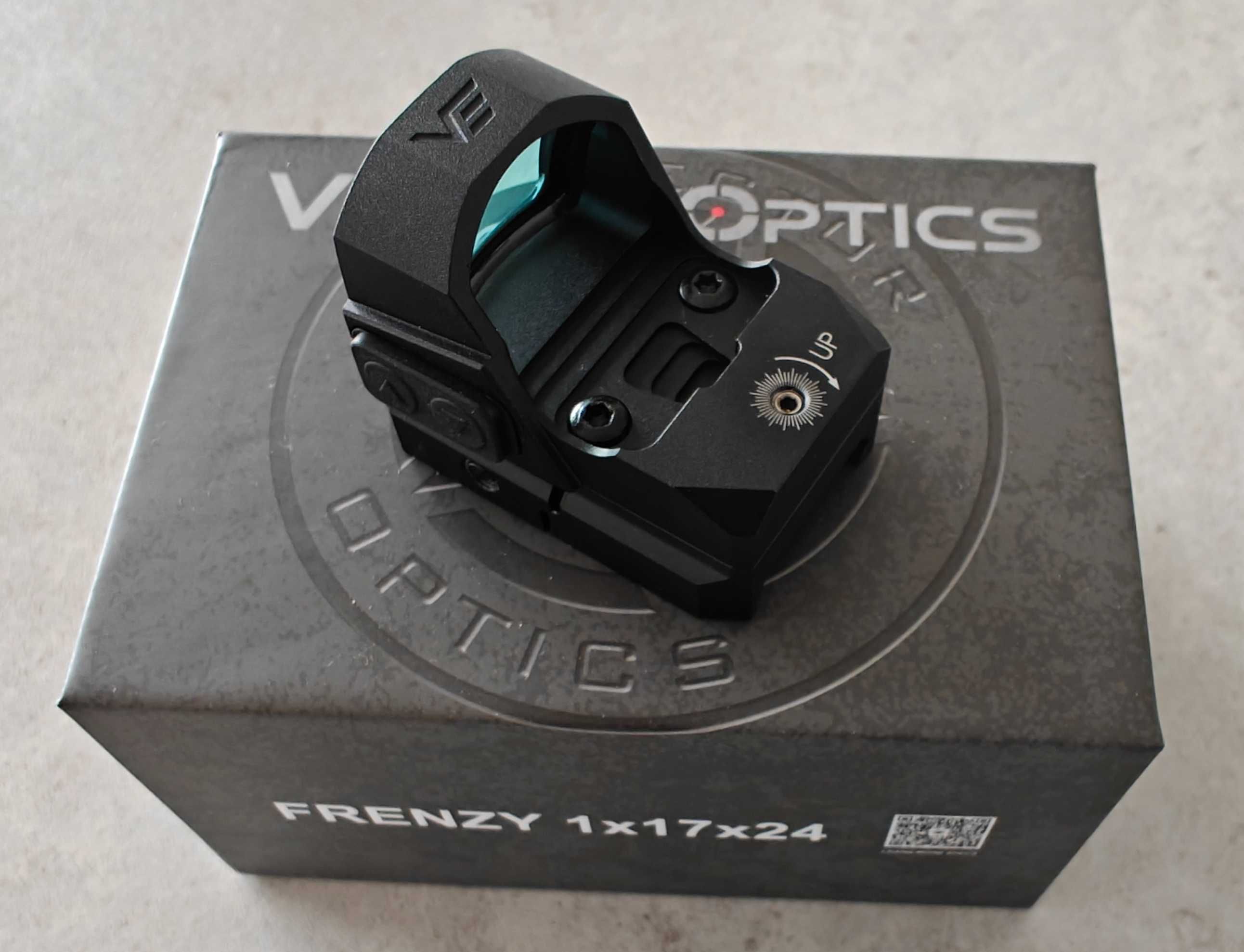 Wizjer do aparatu Vector Optics