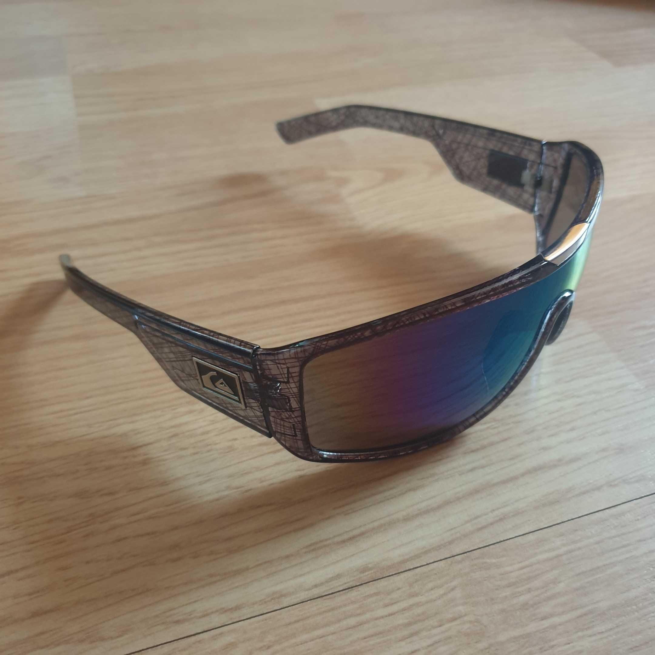 Quiksilver okulary przeciwsłoneczne nowe ciekawa oprawka