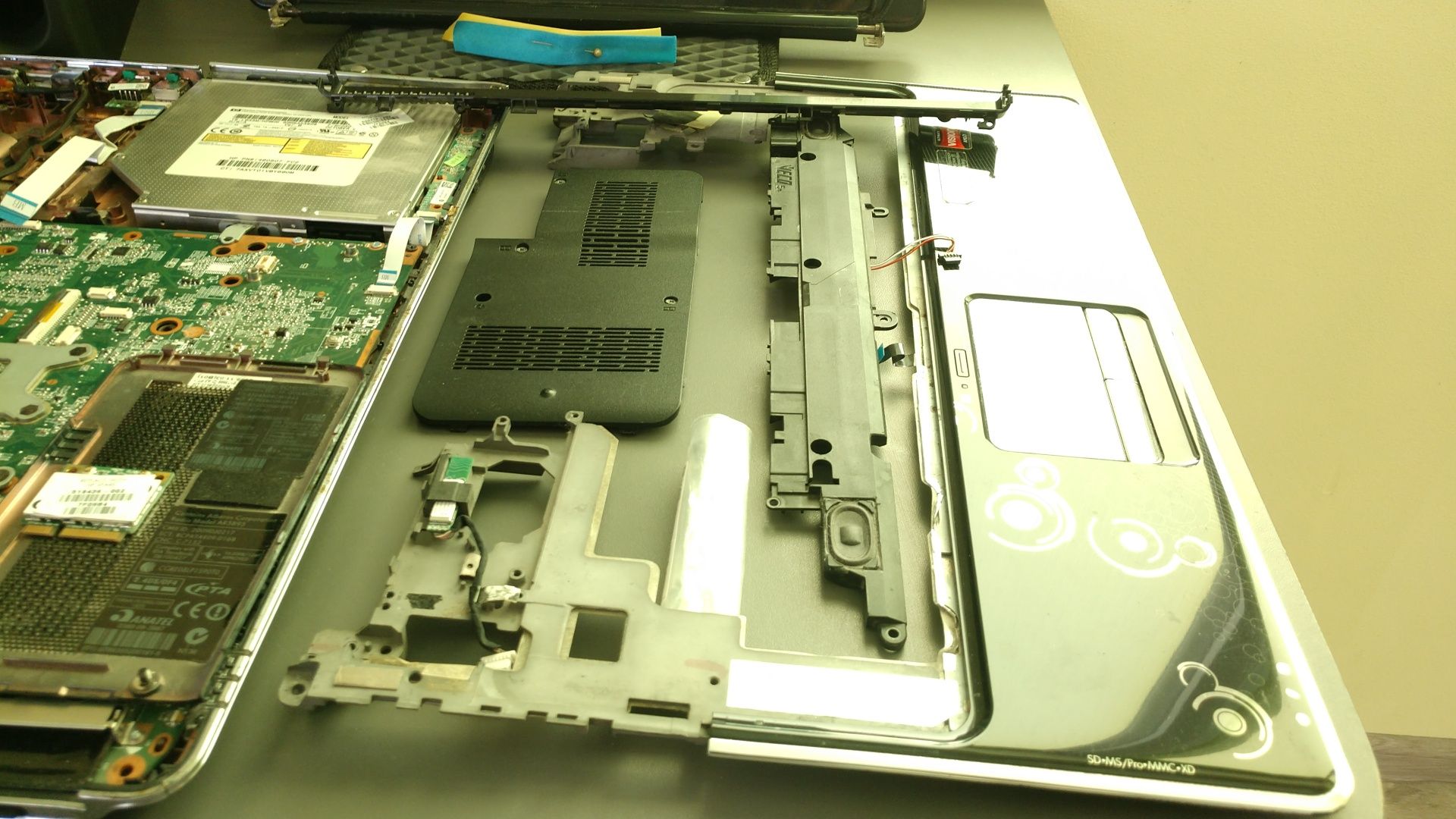 HP Pavilion dv6 2030er корпус, кришка, процесор, розборка, запчастини
